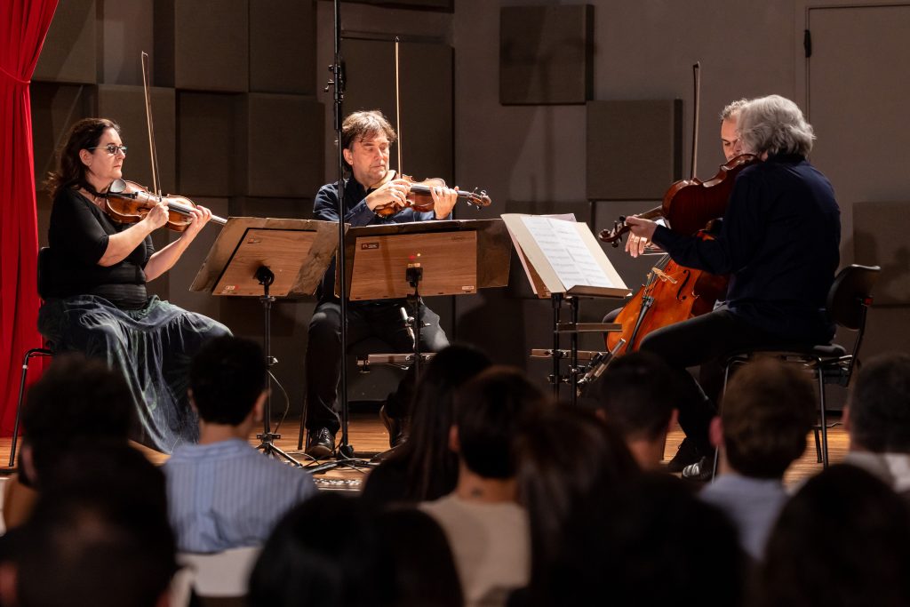 024 rafael salvador cr5 0074