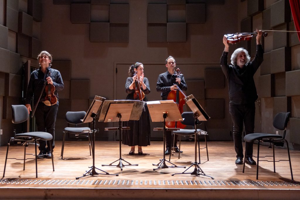 088 rafael salvador cr5 4060